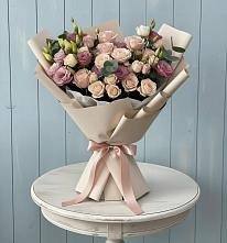 Букет цветов из:  Розы и Лизиантусы в Мамонтово Алтайский край