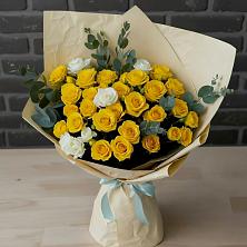 Букет цветов из:  Розы в Мамонтово Алтайский край
