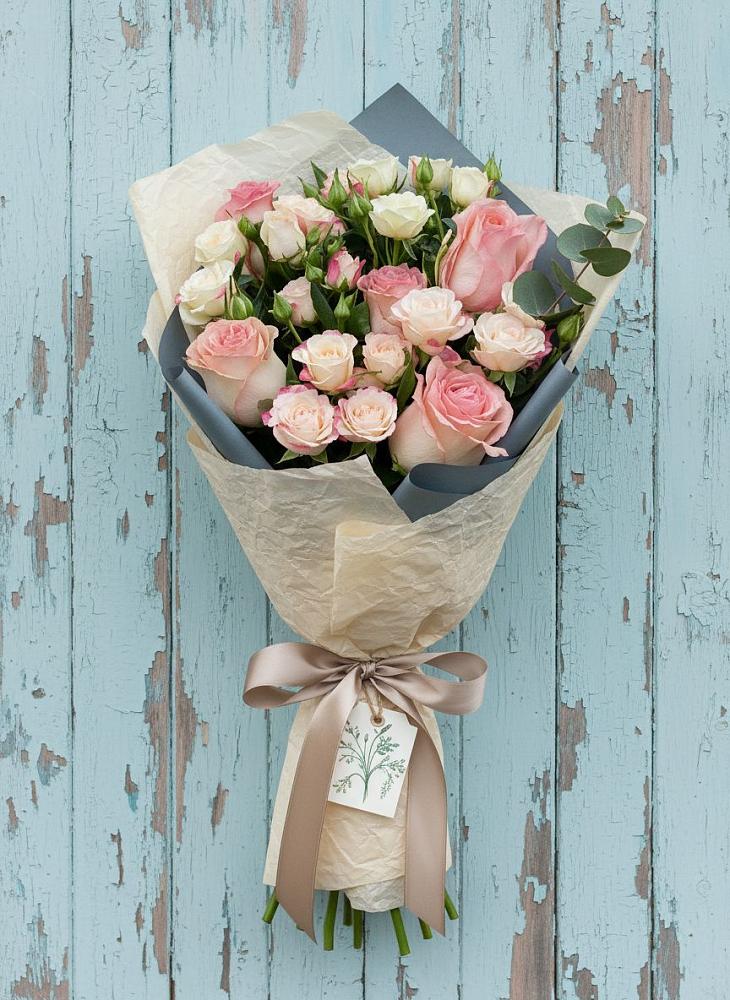 Букет цветов из: Розы в Мамонтово Алтайский край