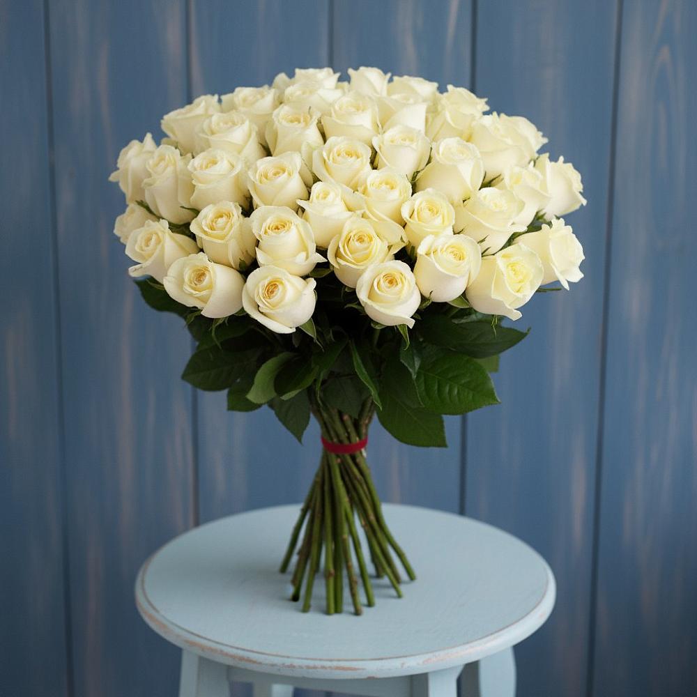 Букет 51 Белая роза Эдлесс Лав в Мамонтово Алтайский край