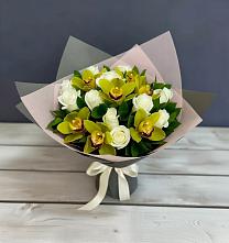 Букет цветов из:  Орхидеи и Розы в Мамонтово Алтайский край