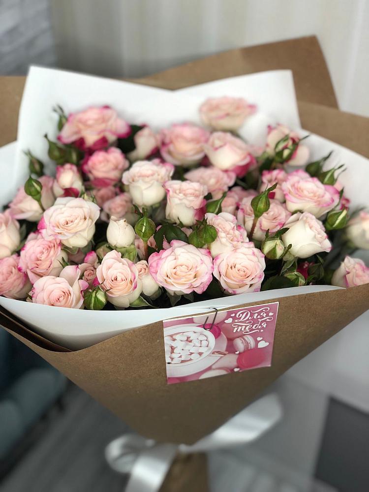 Букет цветов из: Розы в Мамонтово Алтайский край