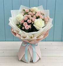 Букет цветов из:  Розы в Мамонтово Алтайский край