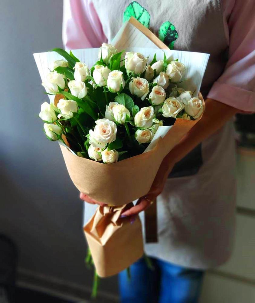 Букет цветов из: Розы в Мамонтово Алтайский край