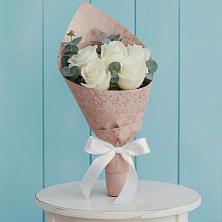 Букет цветов из:  Розы в Мамонтово Алтайский край