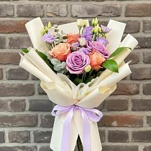 Букет цветов из:  Лизиантусы и Розы #REPLACE_PRED# Мамонтово Алтайский край