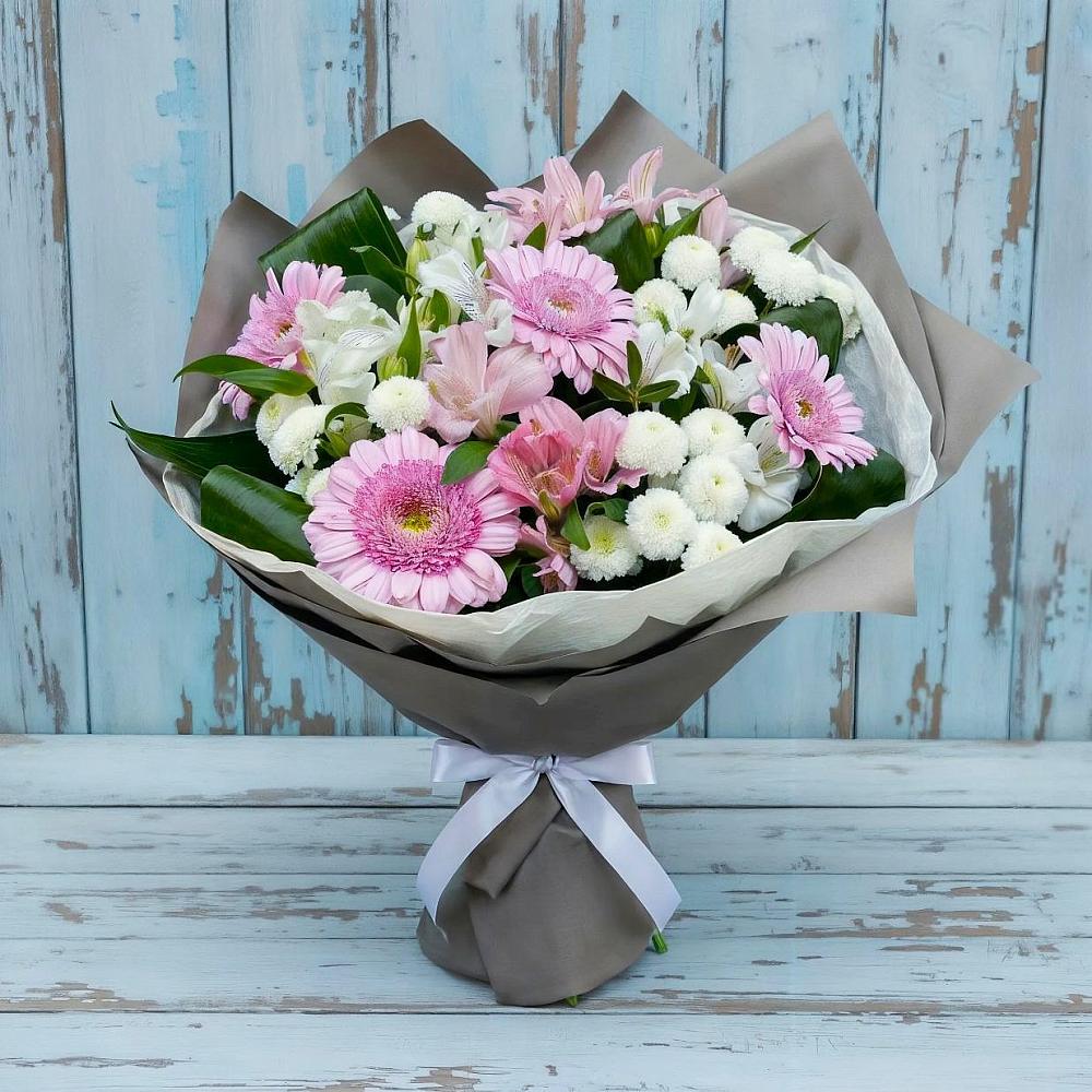 Букет цветов из: Герберы, Альстромерии и Хризантемы в Мамонтово Алтайский край